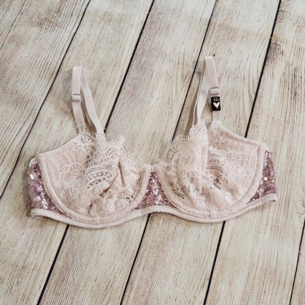 Victoria's Secret Lot of 5 Items NWT - Picture 4 of 7